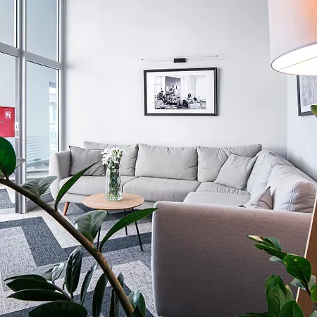 Guest house Absolwent 3*