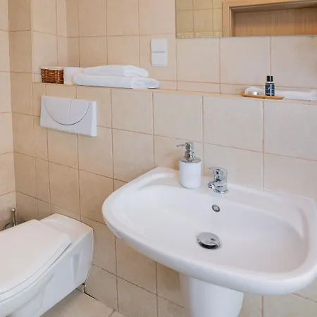 Absolwent Guest house Gostyn (Greater Poland)