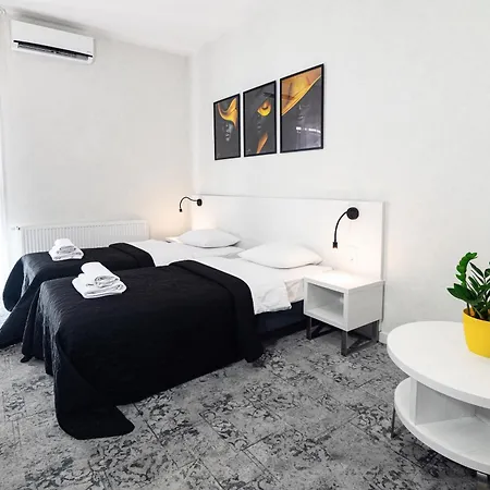 Absolwent Pensjonat 3*