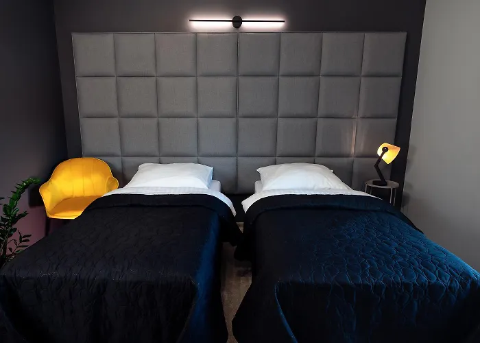 Absolwent Pensjonat 3*